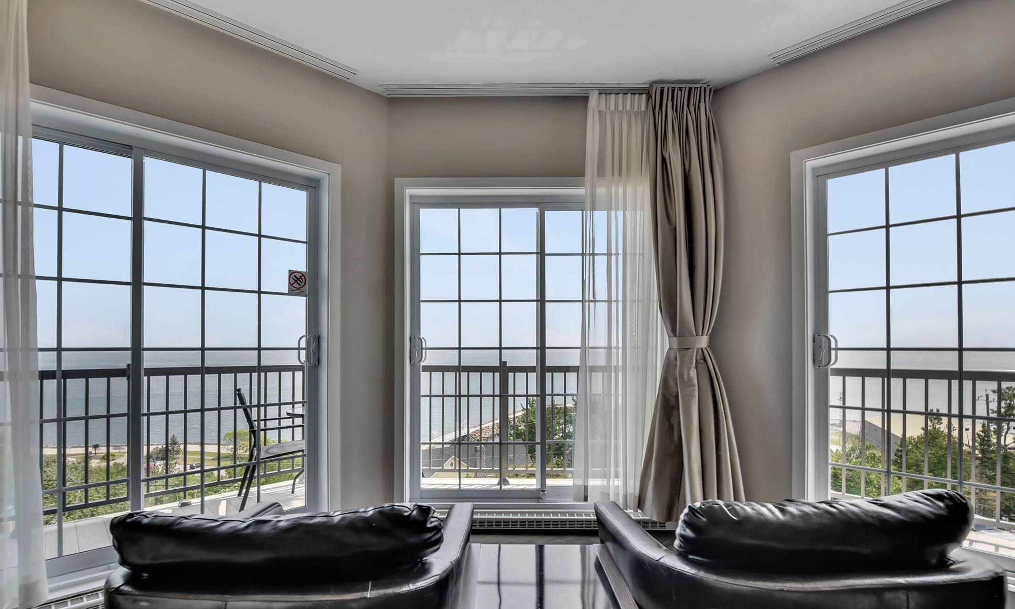 petit-manoir-casino-chambre-panoramique-03